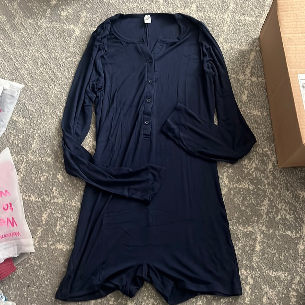 Long Sleeve Ribbed Short Onsie in Navy